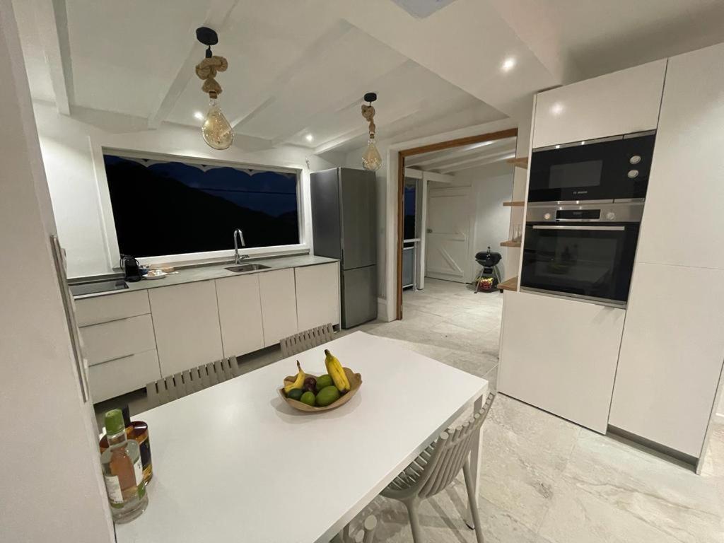 Les Appart Villa Sunbay Caraibes Avec Piscine Privative Vue Mer Et Montagne Le François المظهر الخارجي الصورة