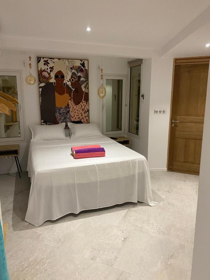 Les Appart Villa Sunbay Caraibes Avec Piscine Privative Vue Mer Et Montagne Le François المظهر الخارجي الصورة
