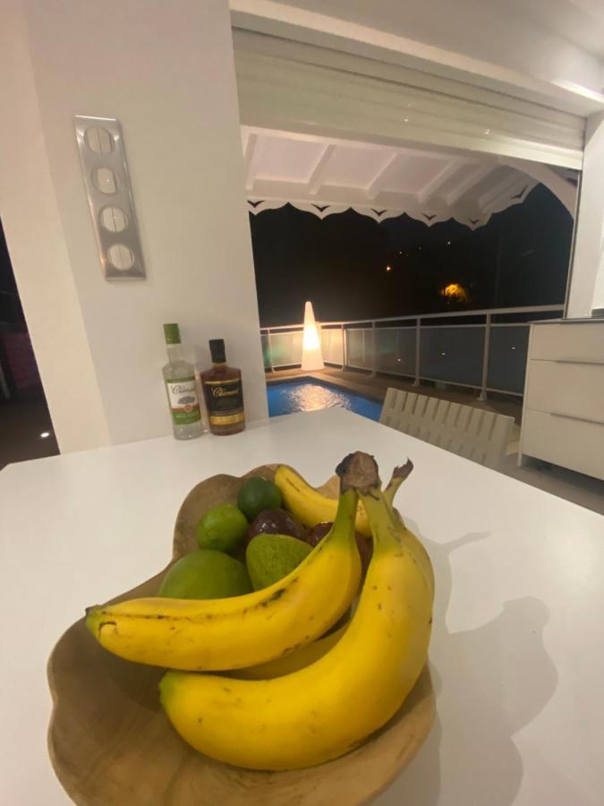Les Appart Villa Sunbay Caraibes Avec Piscine Privative Vue Mer Et Montagne Le François المظهر الخارجي الصورة