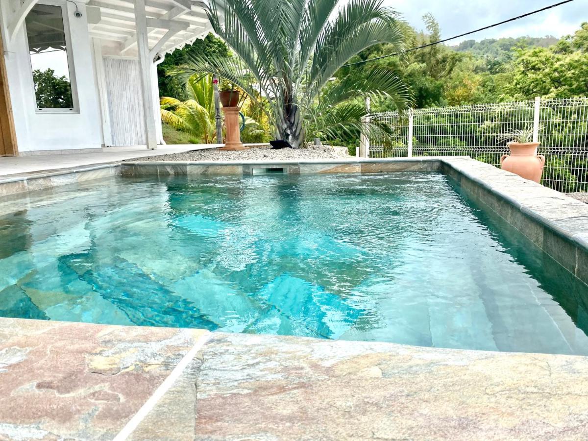 Les Appart Villa Sunbay Caraibes Avec Piscine Privative Vue Mer Et Montagne Le François المظهر الخارجي الصورة